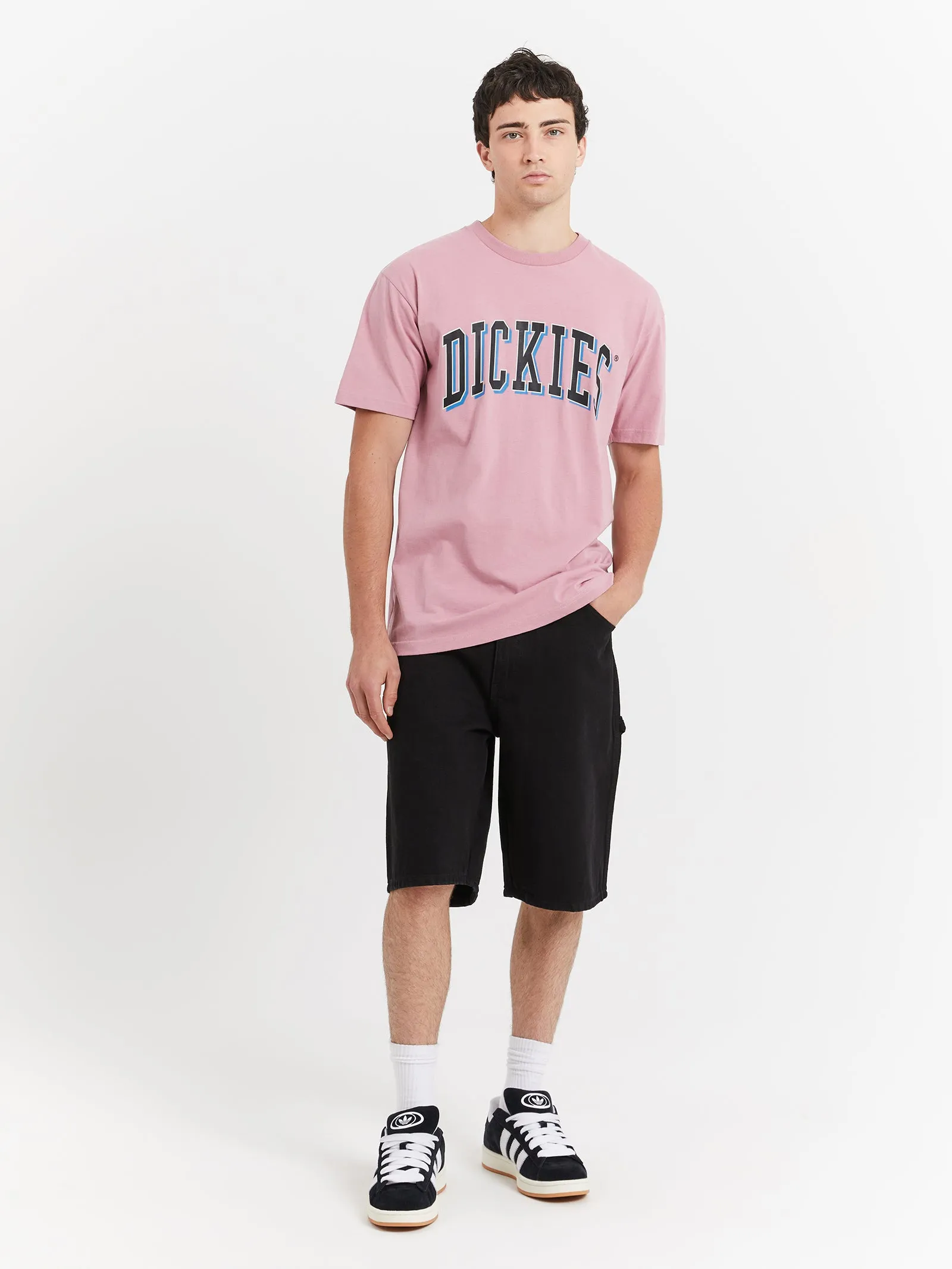 11" Relaxed Fit Denim Shorts in Black