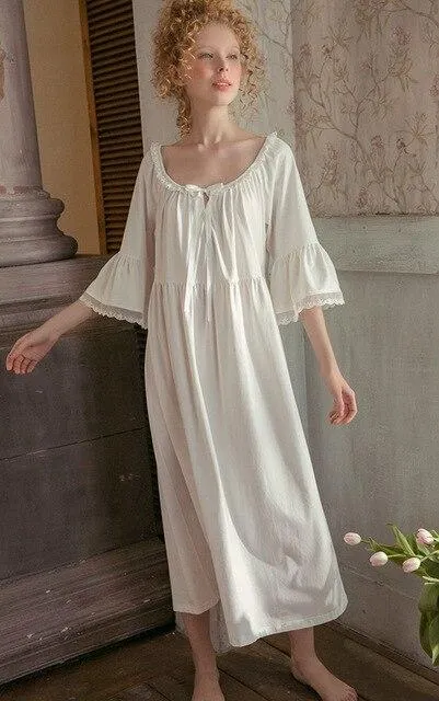 2019 Vintage Nightgown Elegant O-Neck Lace Up Flare Sleeve Summer Women Home Wear Night Dress White Cotton Sleepwear Robe T492