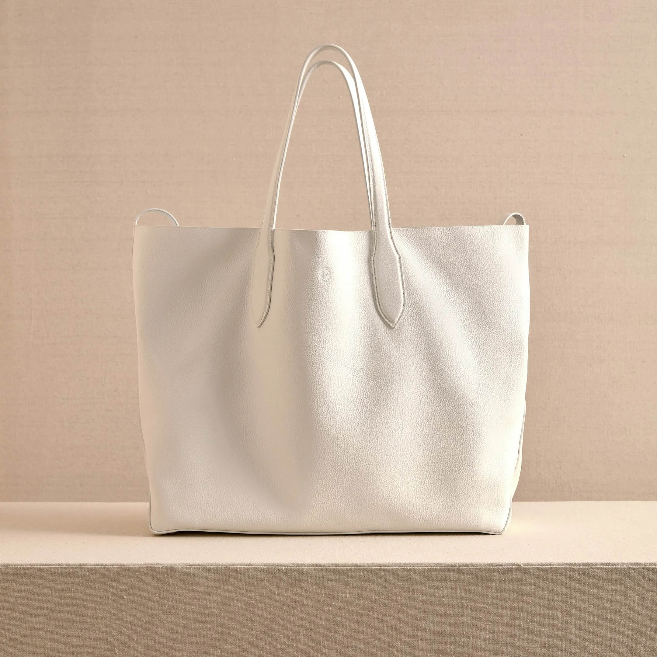 E42 in Ivory
