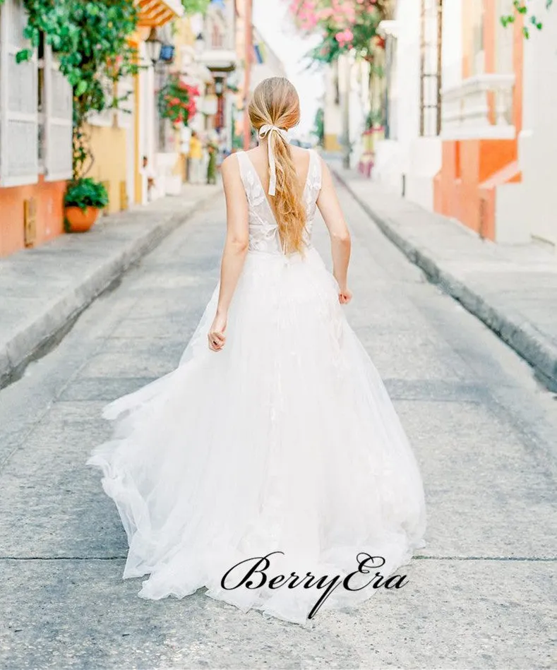 Graceful A-line Tulle Wedding Dresses, V-neck Lace Elegant Wedding Dresses