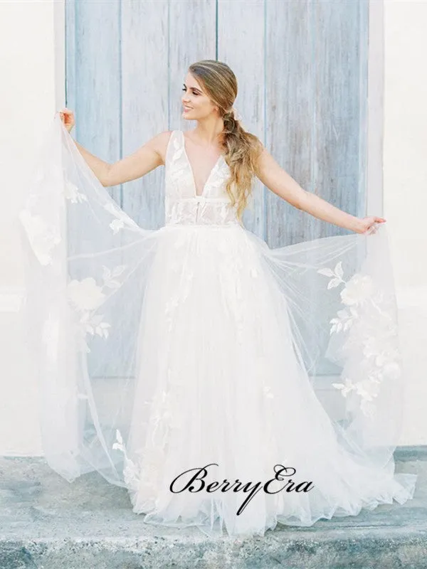 Graceful A-line Tulle Wedding Dresses, V-neck Lace Elegant Wedding Dresses