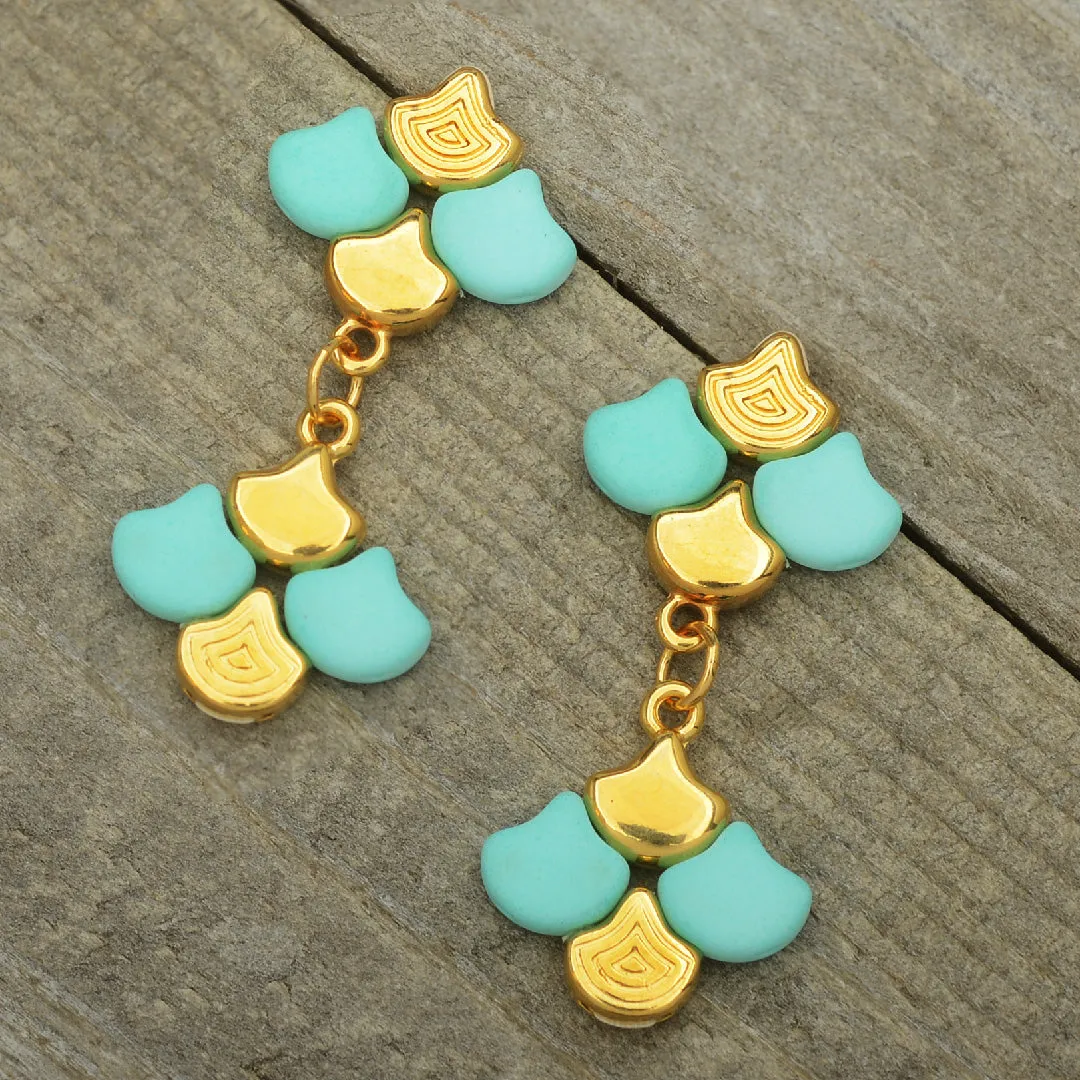 Graceful Ginko Earrings in Mint