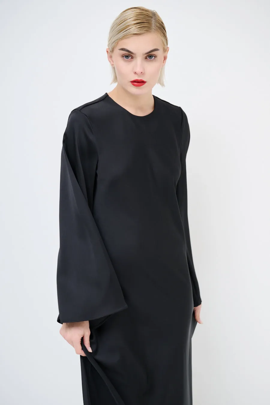 Long-sleeve flowy maxi dress wholesale