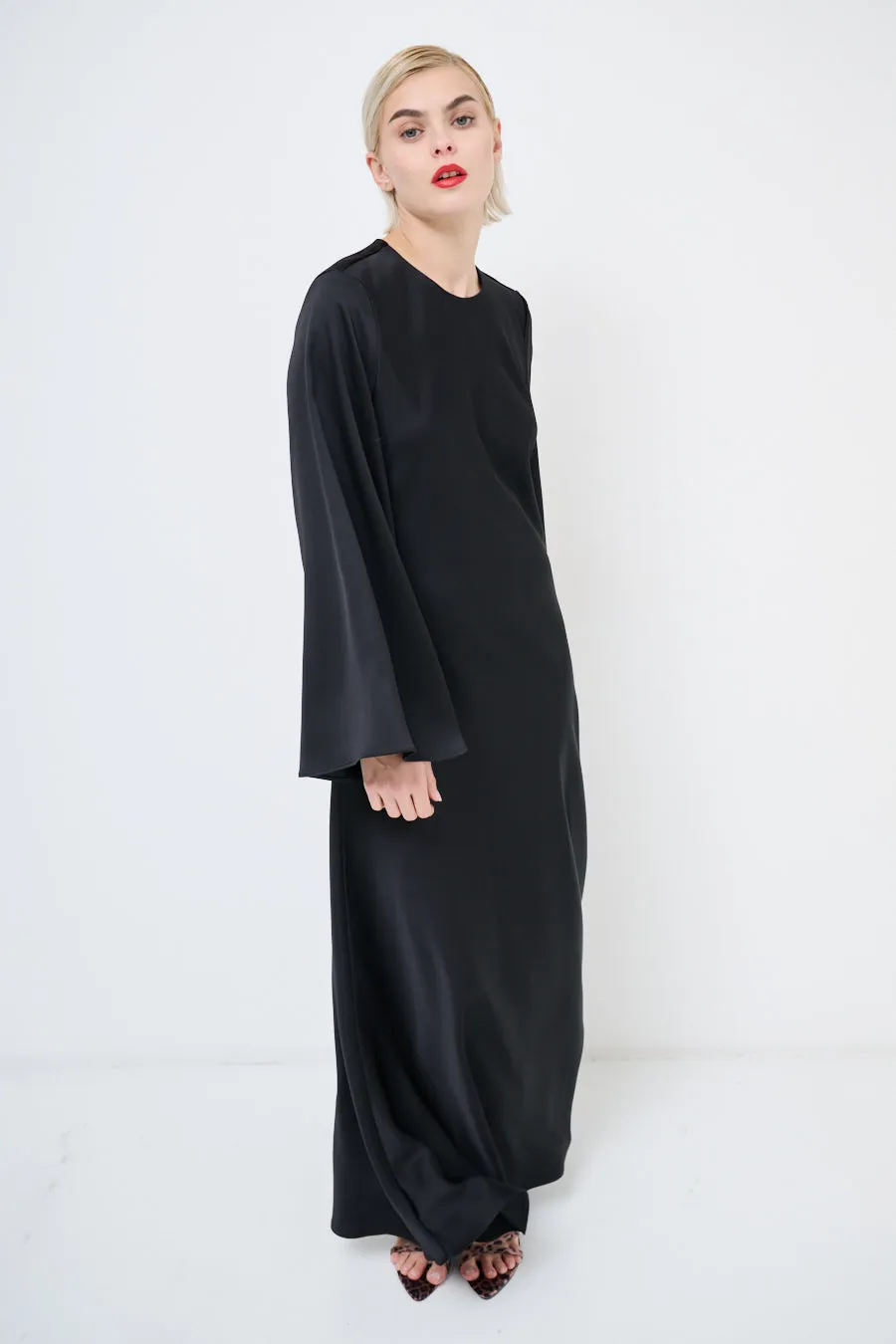 Long-sleeve flowy maxi dress wholesale