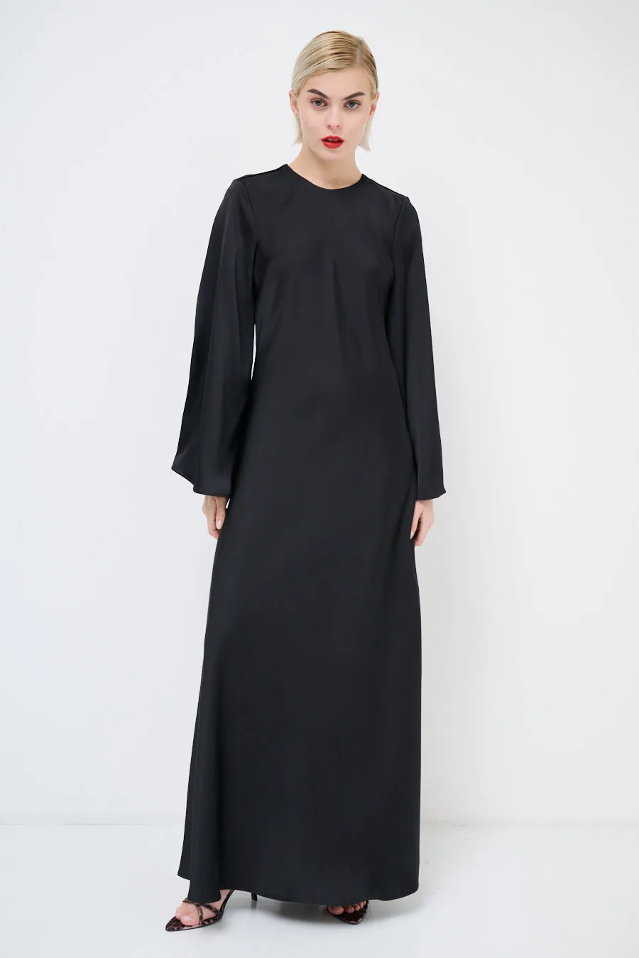Long-sleeve flowy maxi dress wholesale