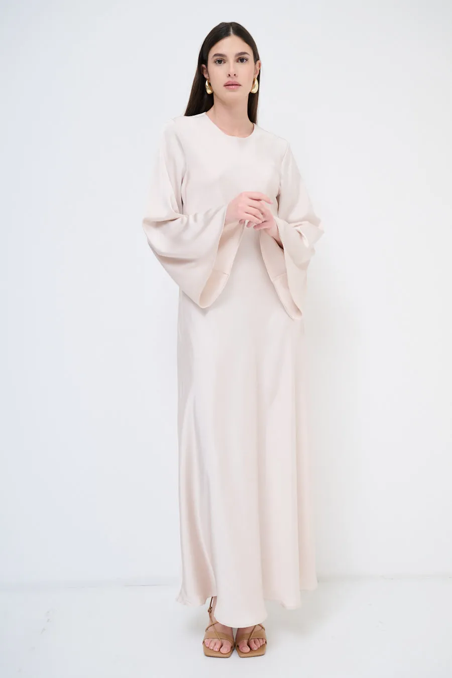 Long-sleeve flowy maxi dress wholesale
